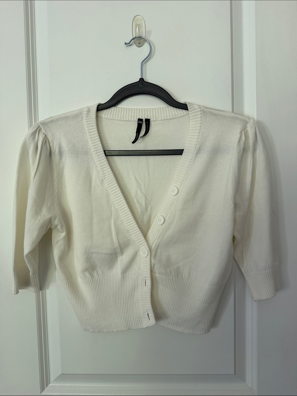 Takeout White Cropped Sweater